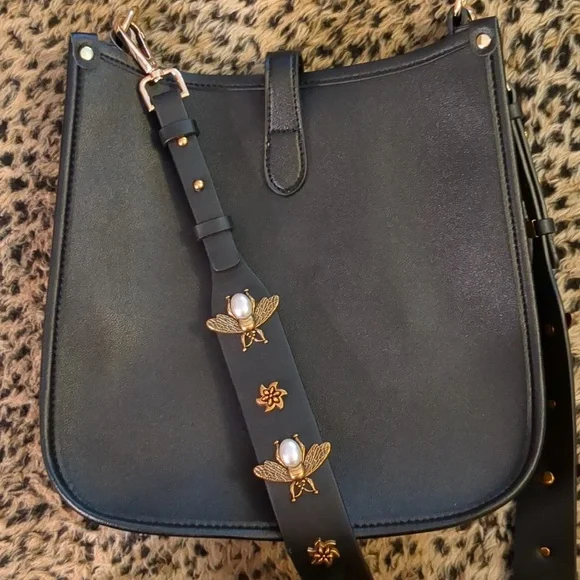 Cthru Vegan Bag and Bee Strap NWOT - Picture 2 of 6